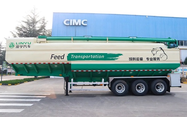 凌宇饲料运输半挂车