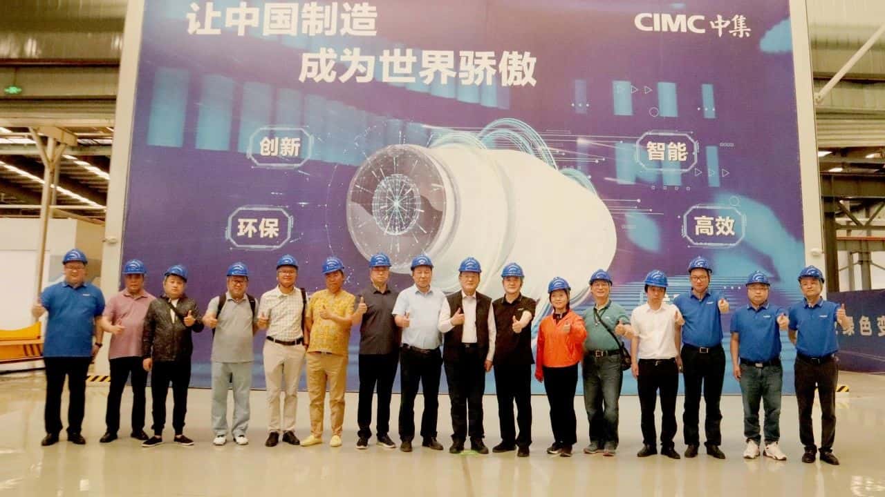 北京市住房和城乡建设委员会、北京节能和资源综合利用协会领导莅临中集车辆搅拌车业务集团考察 共话新能源