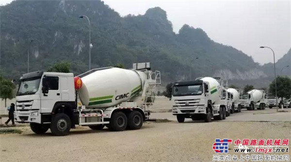 凌宇刮起海外风，20台搅拌车“涌向”东南亚