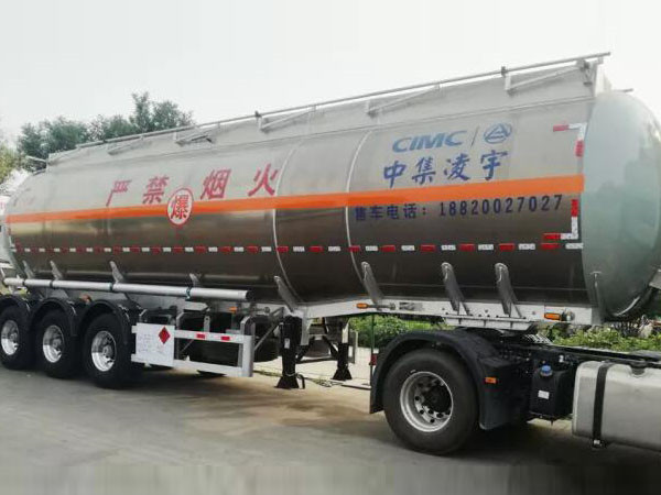 现场收获多台意向，中集凌宇高端液罐车辽宁受青睐