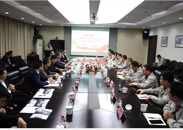 一汽解放公司董事长胡汉杰一行莅临中集凌宇洽谈合作