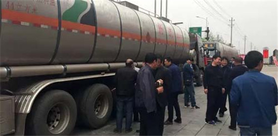 中集凌宇：三晋大地现新潮液罐车，引来200多人围观