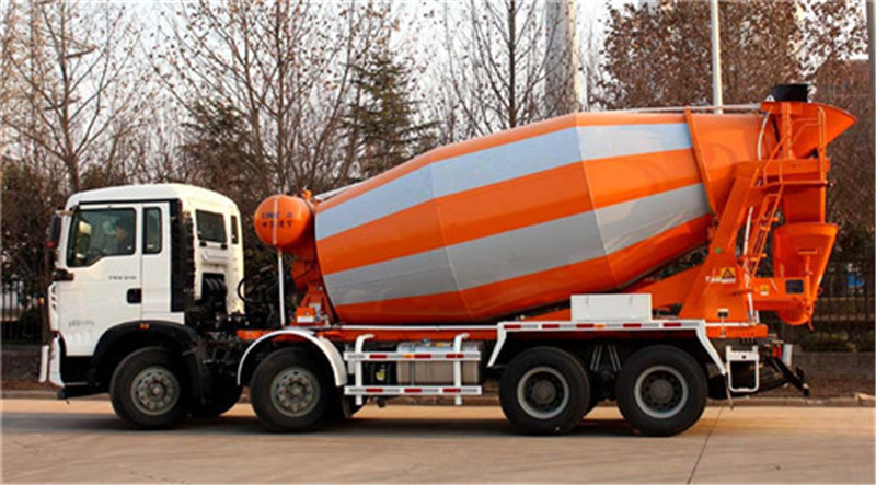 中集凌宇半挂式搅拌车批量出口海外