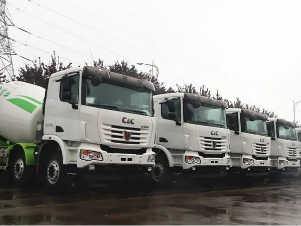 时隔一月洛阳老客户再提车，联合凌宇这一组合火了……