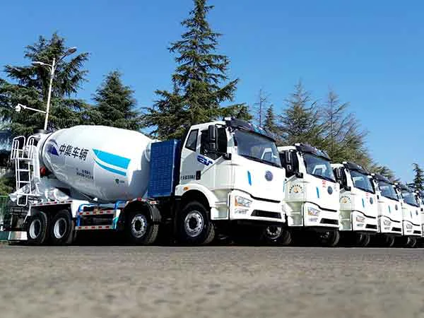 重卡市场八连涨破百万辆，搅拌车细分市场增长强劲