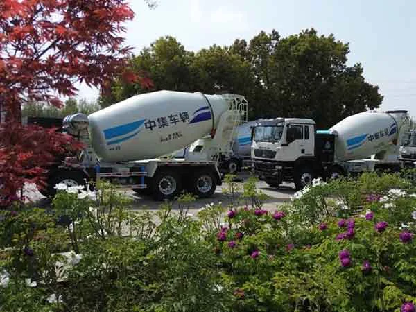牡丹花开时，首批中集车辆&中国重汽新能源搅拌车交付洛阳“老朋友”