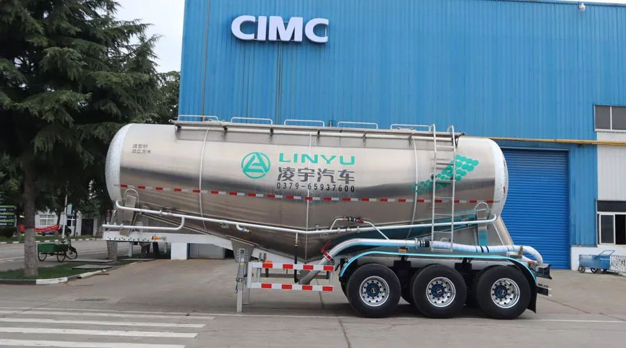 找不同~~看看凌宇升级版铝合金粉罐车做了哪些改进？